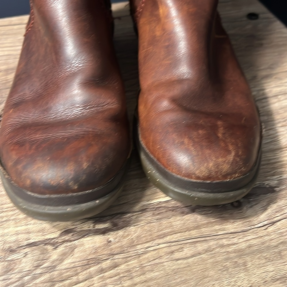 Ugg Elsa Tall boot size 10 - Picture 7 of 10